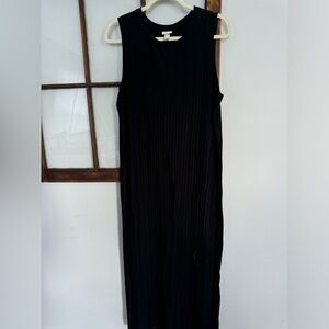 A New Day fitted, ribbed, black dress. Size large. NWOT.